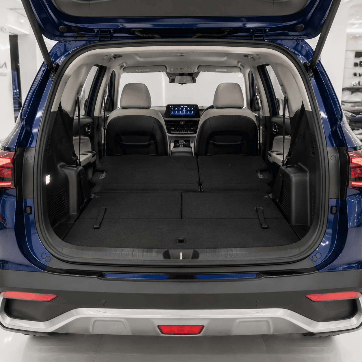 Kia Carens: image 6